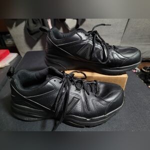 New Balance 608 Shoes Mens 9.5 EE 2E MX608AB5 Black Walking Slip Resistant